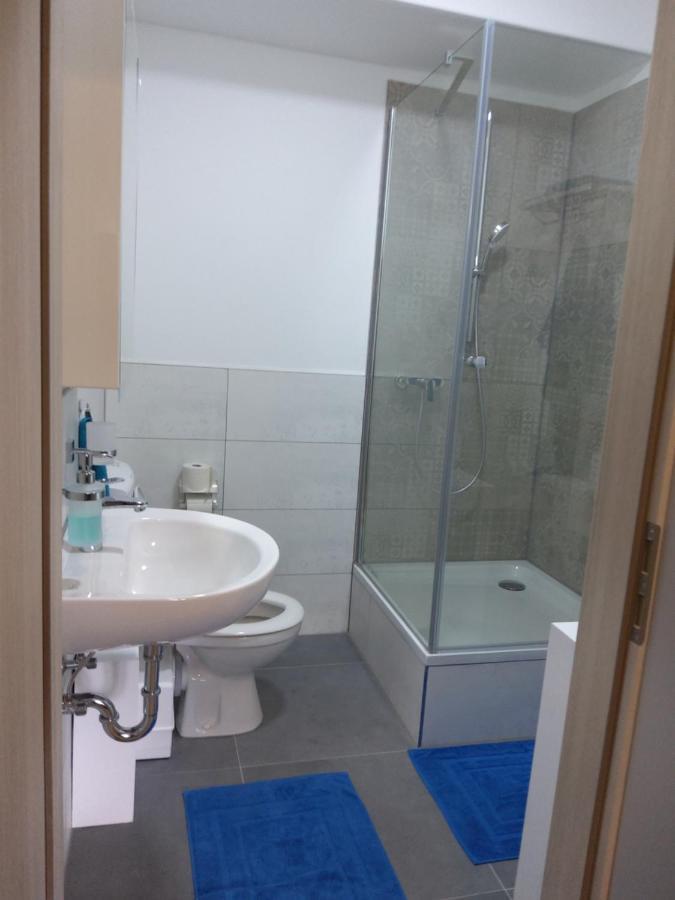 Tante Emma Sydney Apartment พาเดอร์บอร์น ภายนอก รูปภาพ